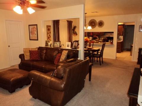 1015 E Cypress, Altus, OK 73521 photo 4