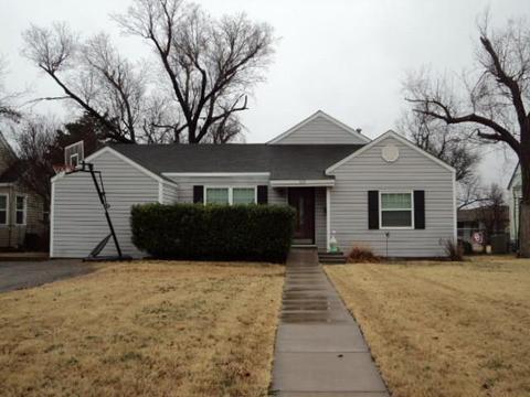 1015 E Cypress, Altus, OK 73521 photo 1