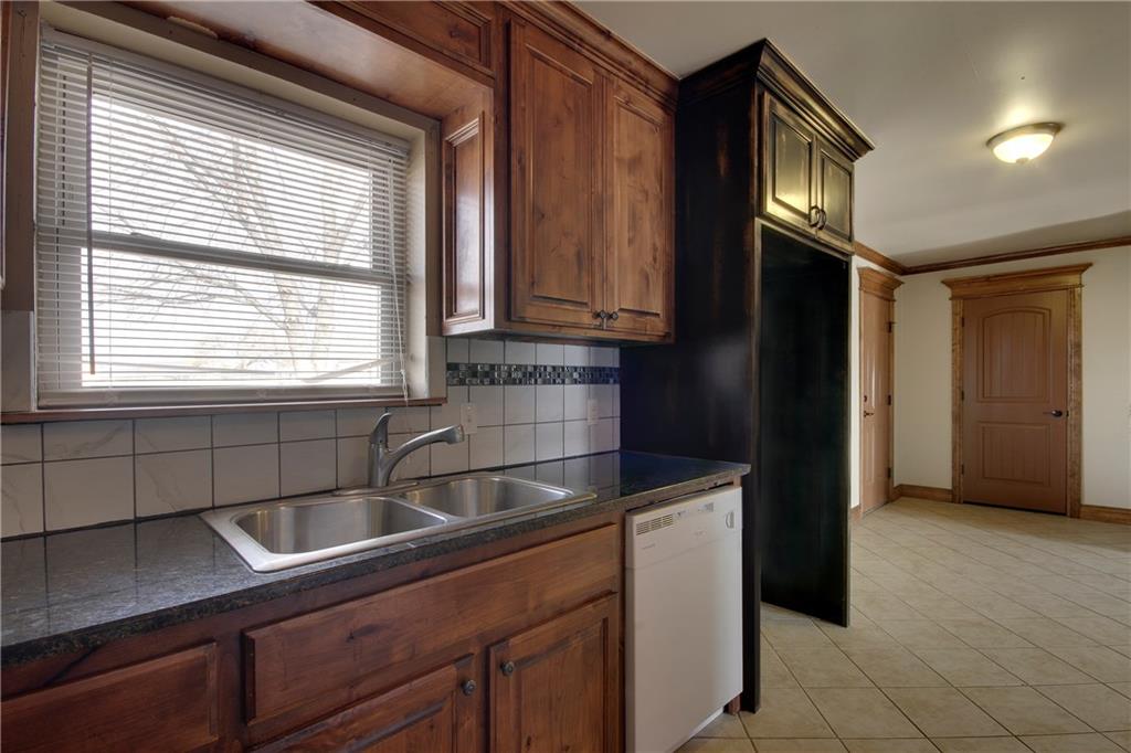 411 Lynda Way, Tuttle, OK 73089 photo 12