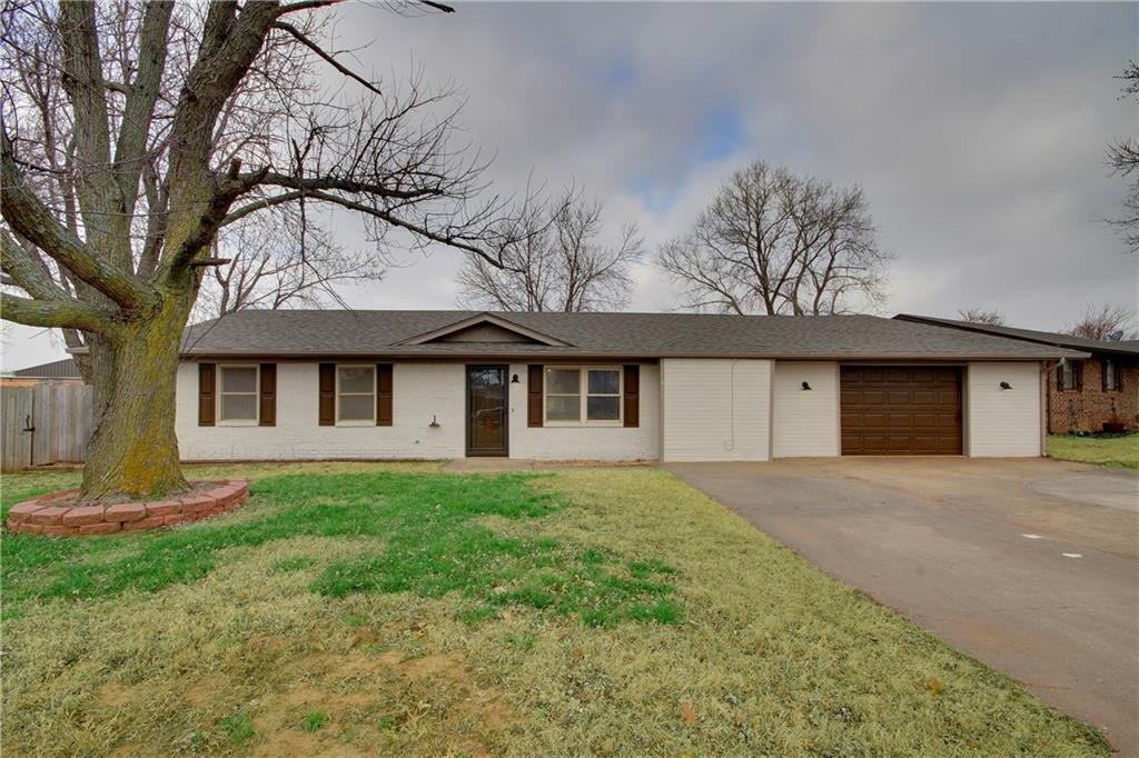411 Lynda Way, Tuttle, OK 73089 photo 1