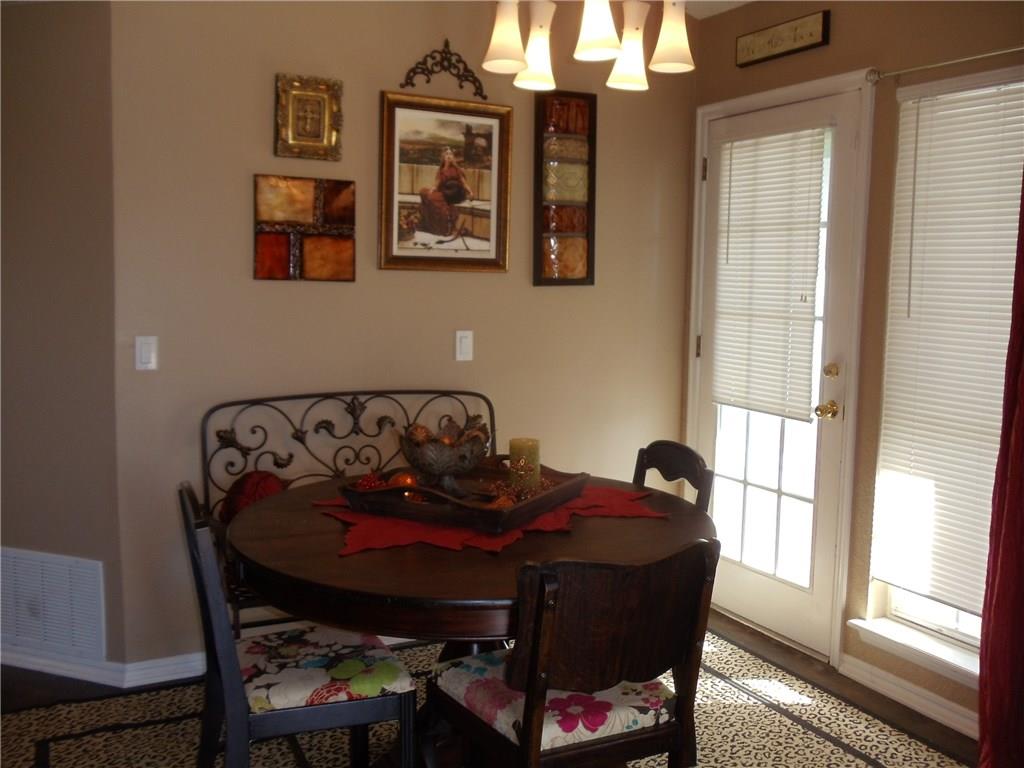 2126 Parkview Dr, Moore, OK 73170 photo 6