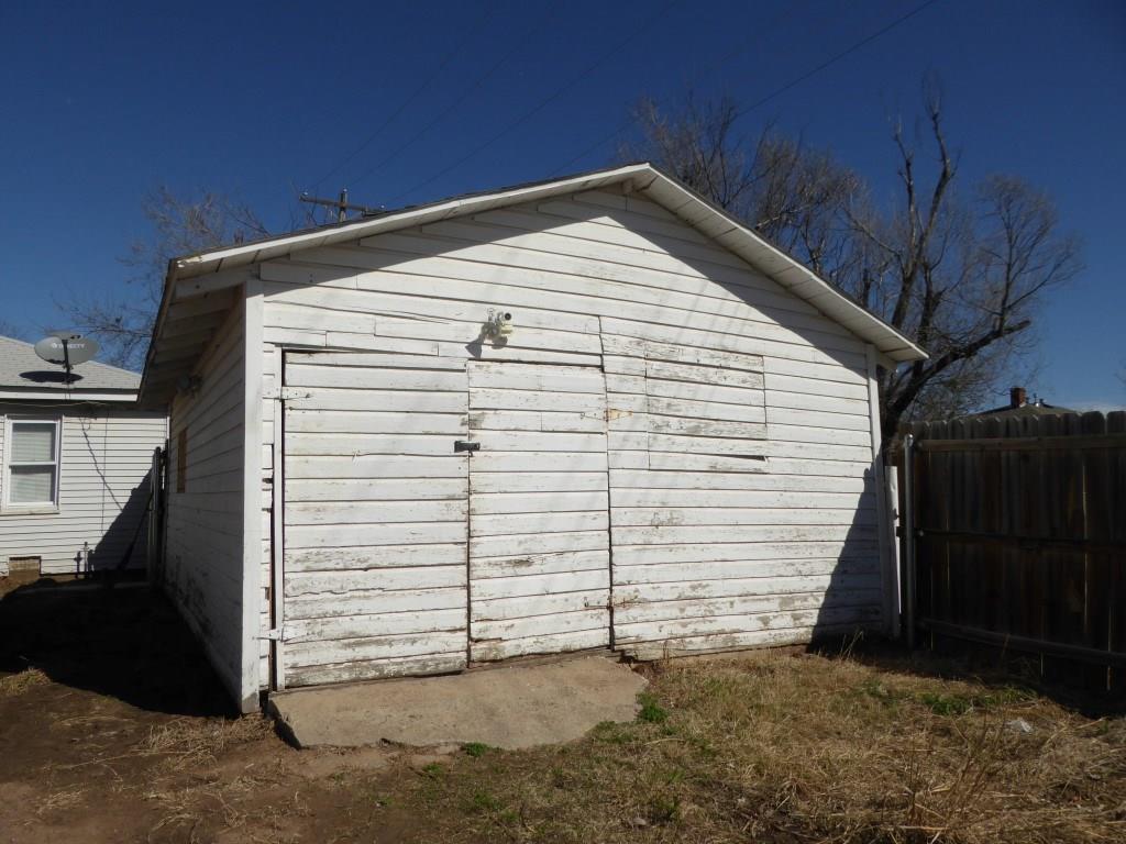 820 E Brooks St, Norman, OK 73071 photo 23