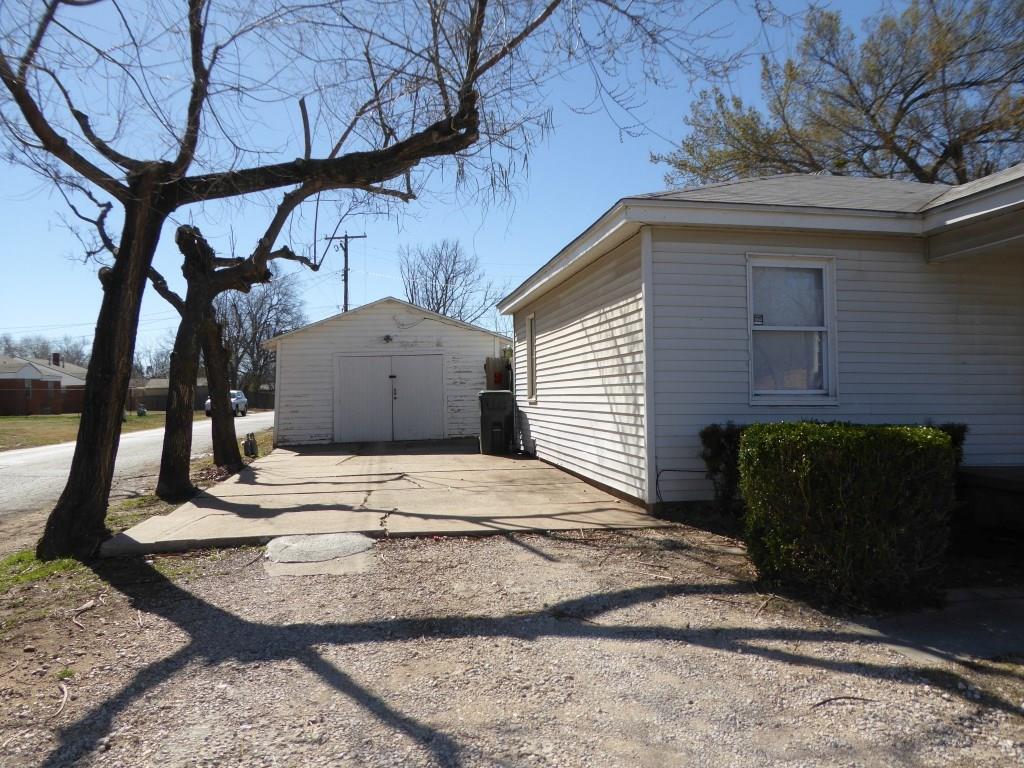 820 E Brooks St, Norman, OK 73071 photo 20