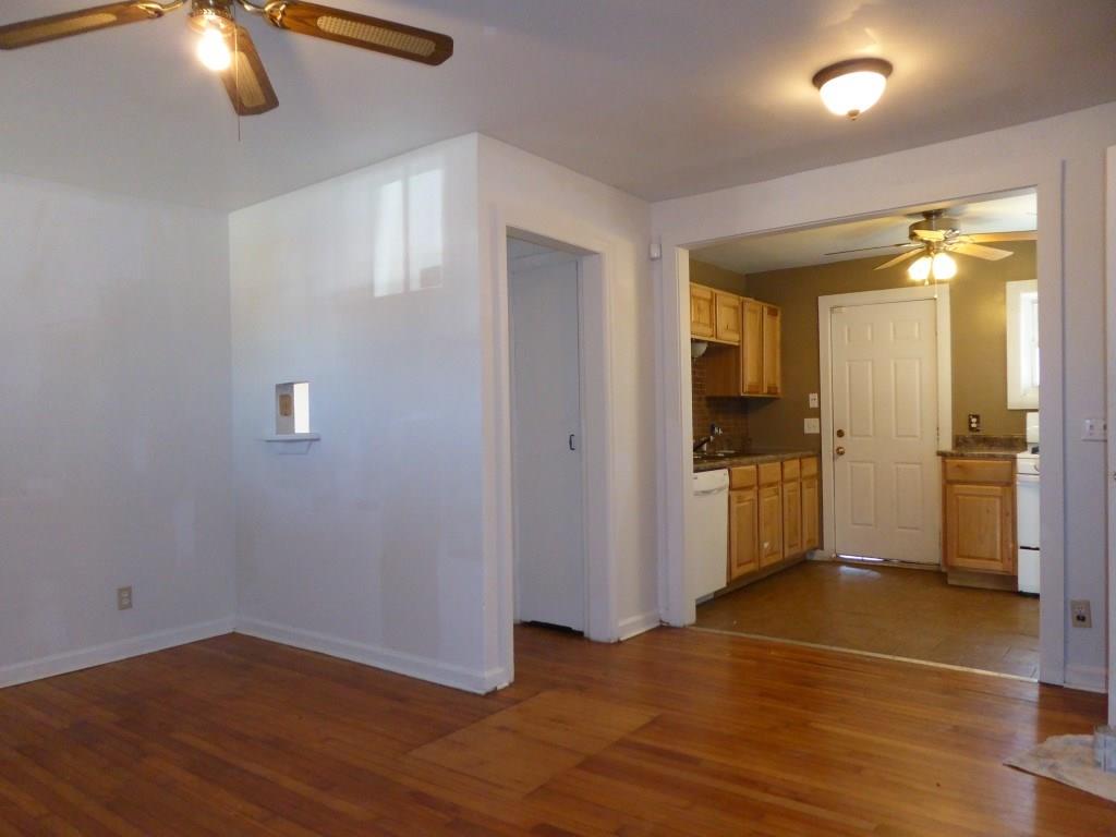 820 E Brooks St, Norman, OK 73071 photo 9
