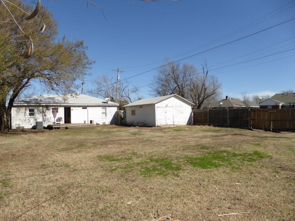 820 E Brooks St, Norman, OK 73071 photo 4