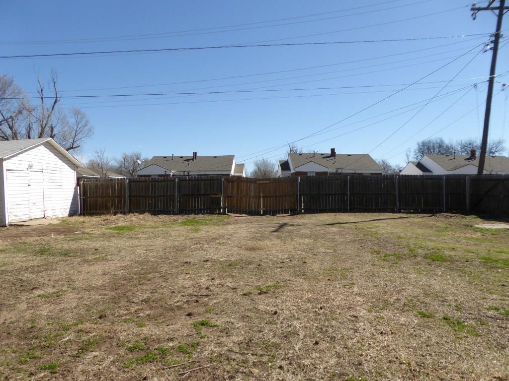 820 E Brooks St, Norman, OK 73071 photo 24