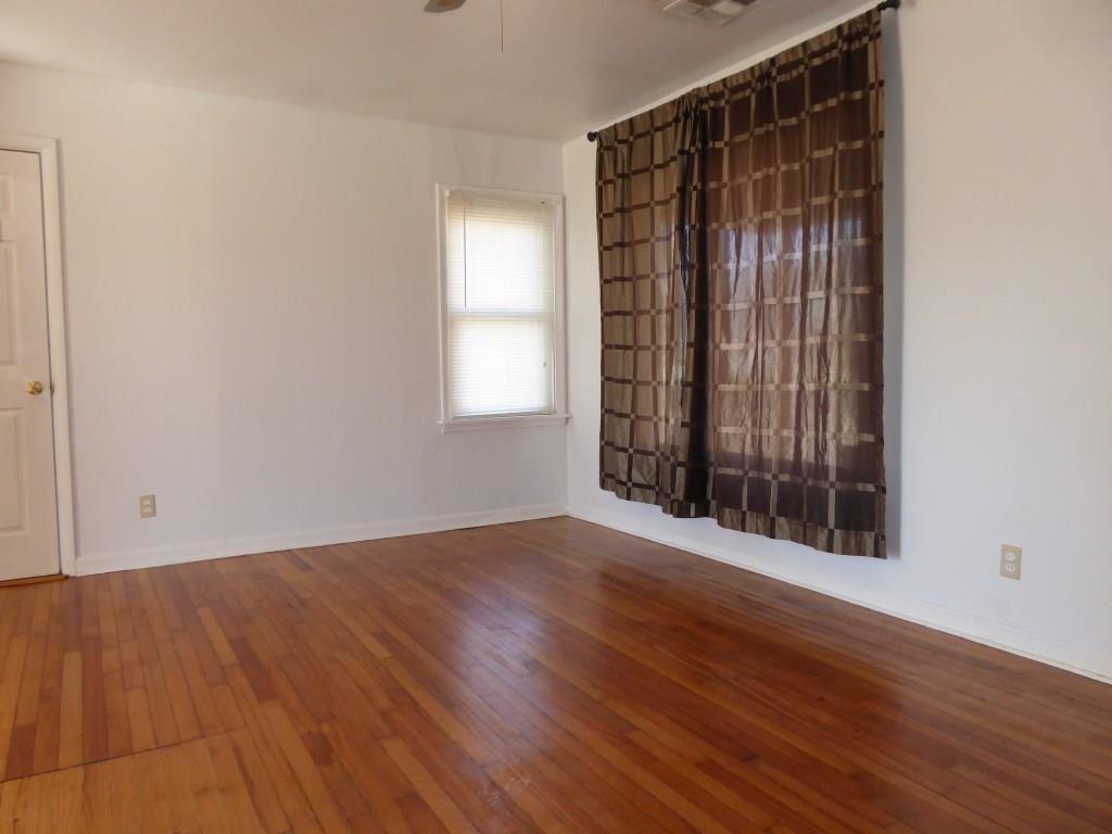 820 E Brooks St, Norman, OK 73071 photo 2