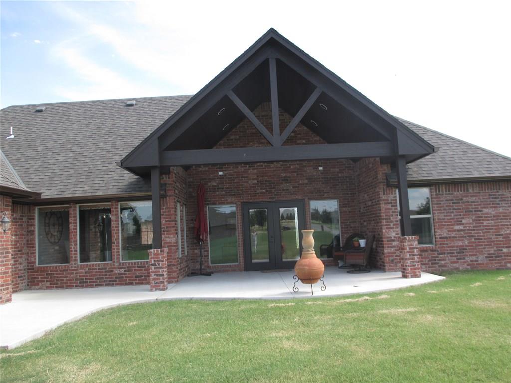 4607 Riverside Dr, Tuttle, OK 73089 photo 2