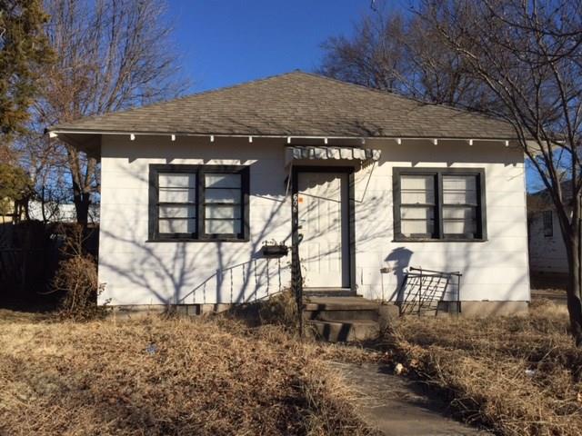 608 E Cherry St, Cushing, OK 74023 photo 1
