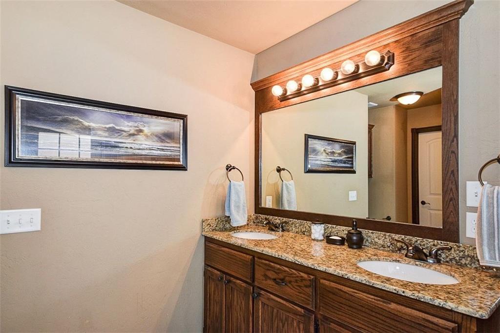 3213 Marilyn Dr, Moore, OK 73160 photo 24