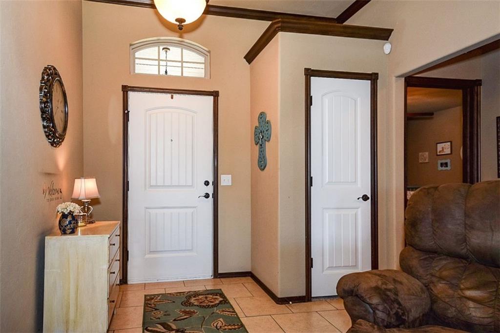 3213 Marilyn Dr, Moore, OK 73160 photo 4
