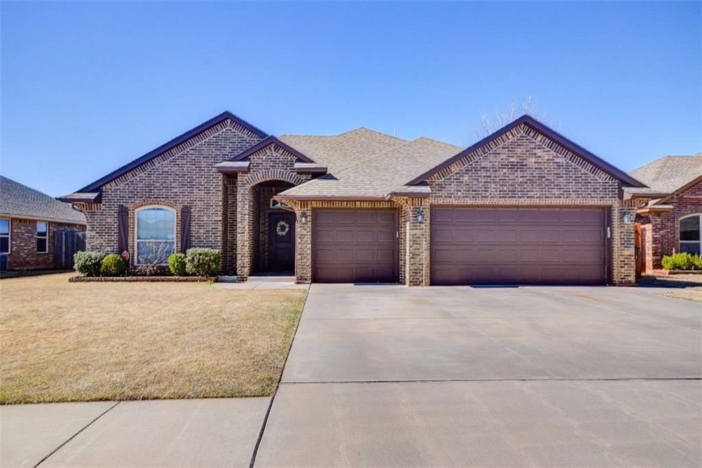 3213 Marilyn Dr, Moore, OK 73160 photo 1
