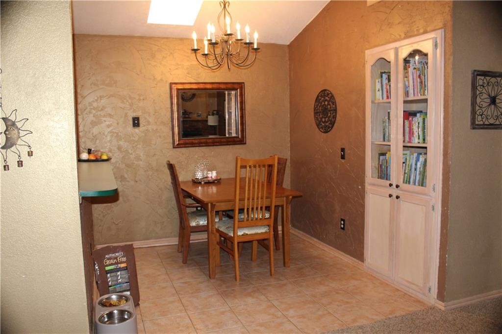 2415 Lakecrest Dr, Moore, OK 73170 photo 5