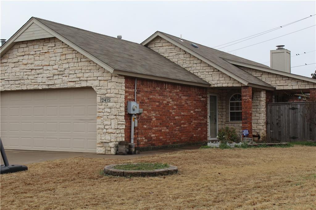 2415 Lakecrest Dr, Moore, OK 73170 photo 1