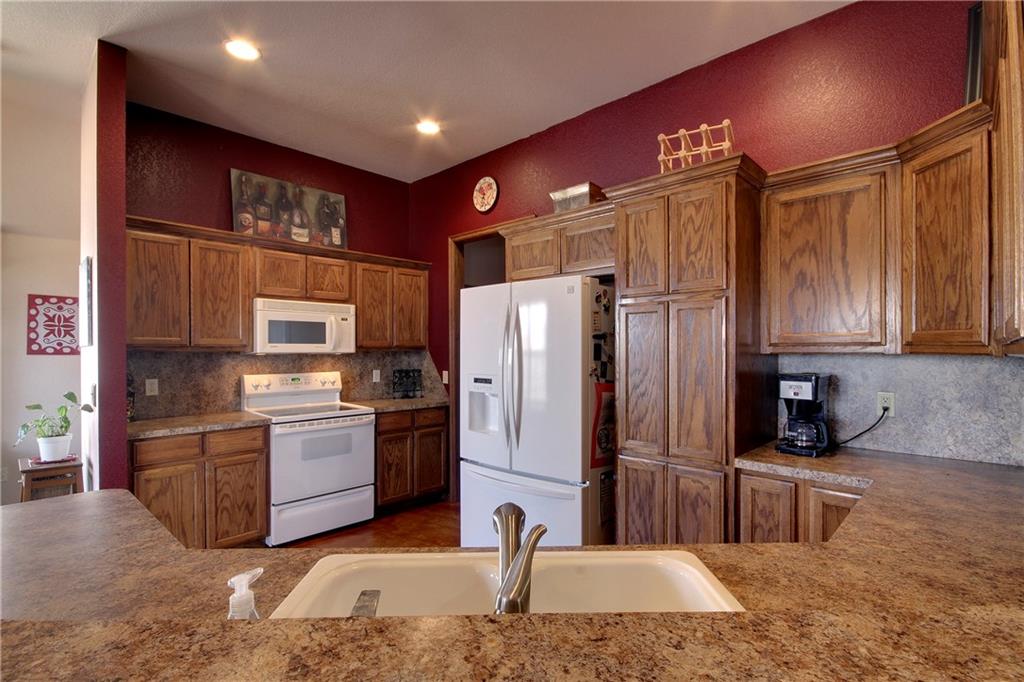 17 Westend Ct, Tuttle, OK 73089 photo 11