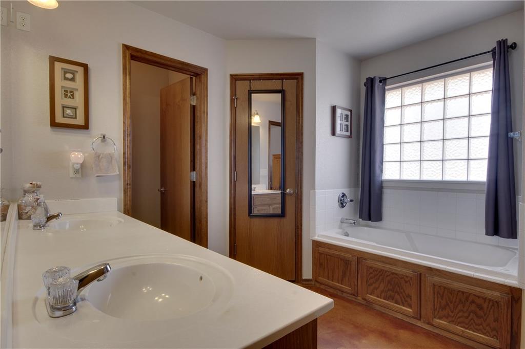 17 Westend Ct, Tuttle, OK 73089 photo 19