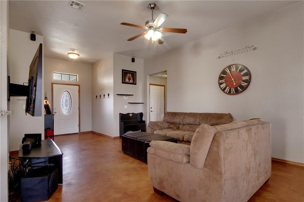 17 Westend Ct, Tuttle, OK 73089 photo 6