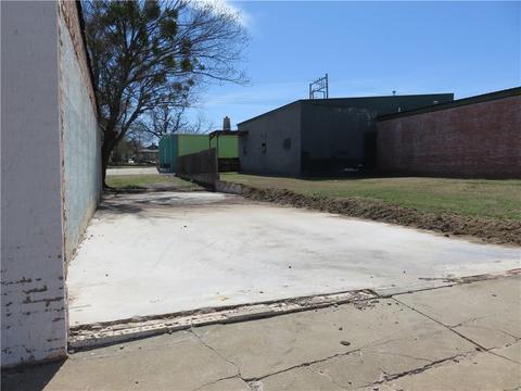 409 E Main, Shawnee, OK 74801 photo 1