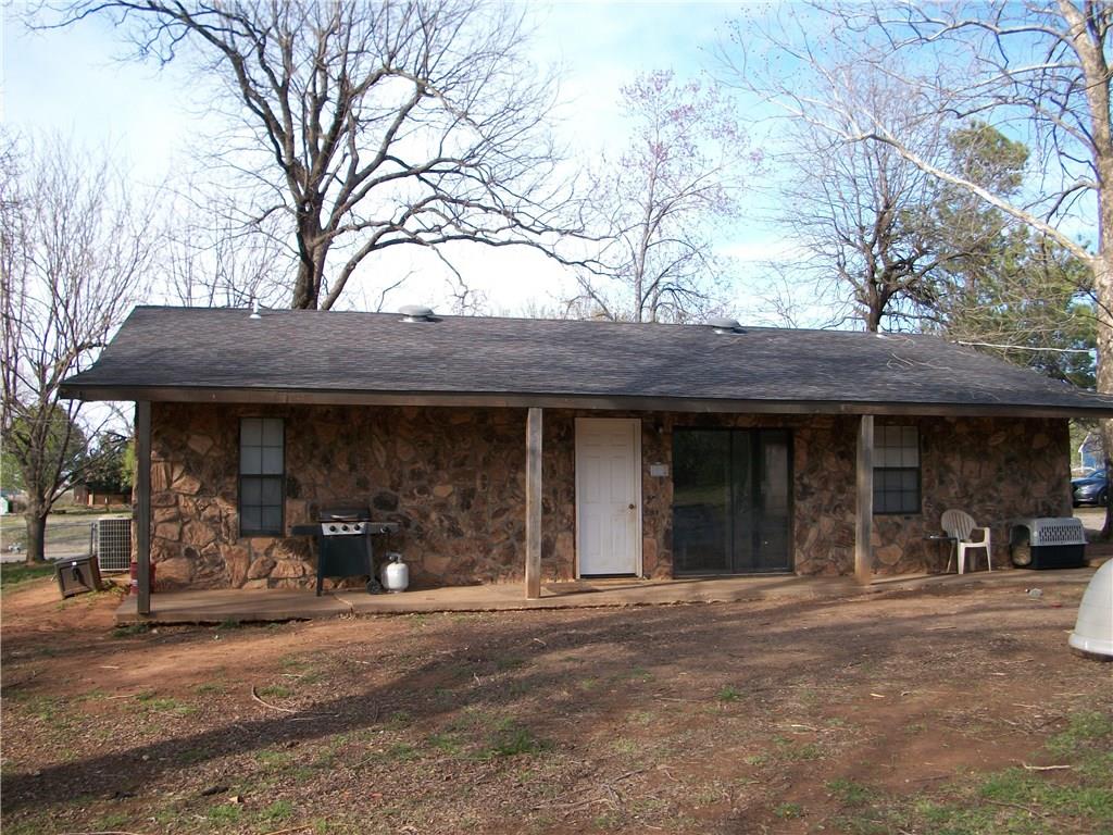 105 E Central Ave, Carney, OK 74832 photo 16