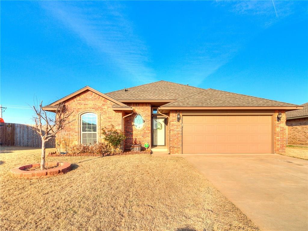 4517 Boardwalk Ave, Moore, OK 73160 photo 2