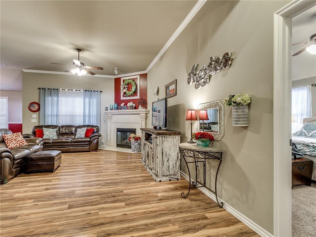 4517 Boardwalk Ave, Moore, OK 73160 photo 4