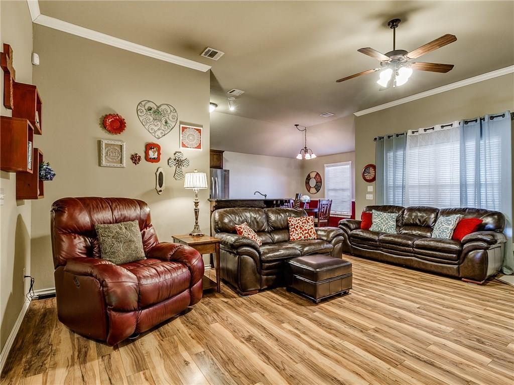 4517 Boardwalk Ave, Moore, OK 73160 photo 6