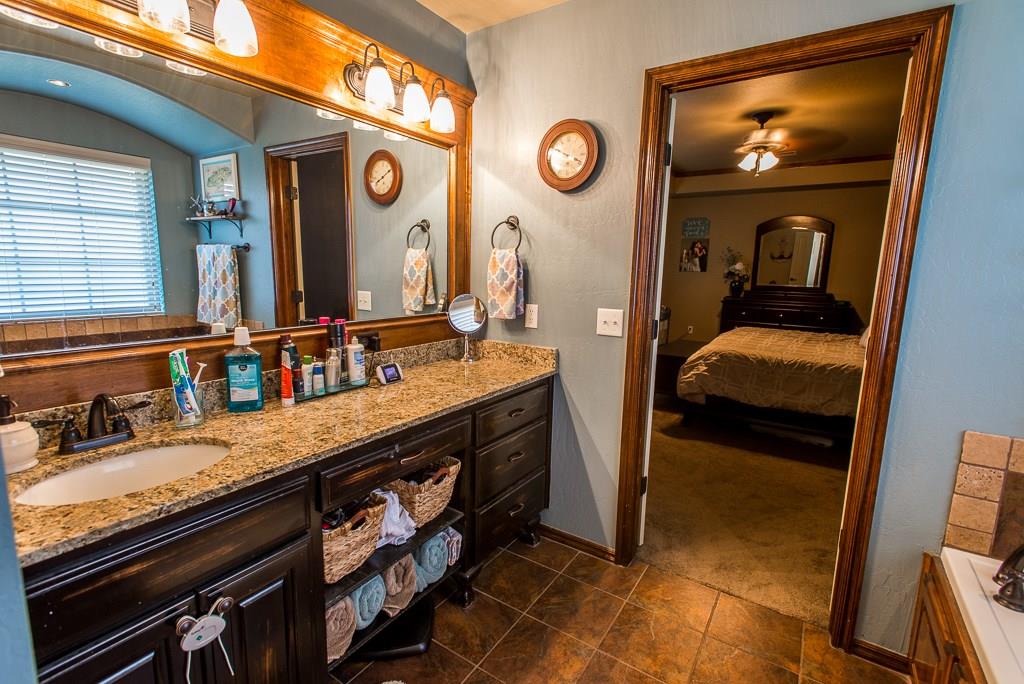 3000 Elmo Way, Moore, OK 73160 photo 19