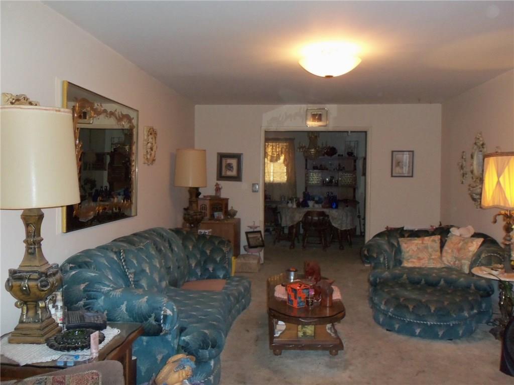601 E Locust, Tecumseh, OK 74873 photo 4