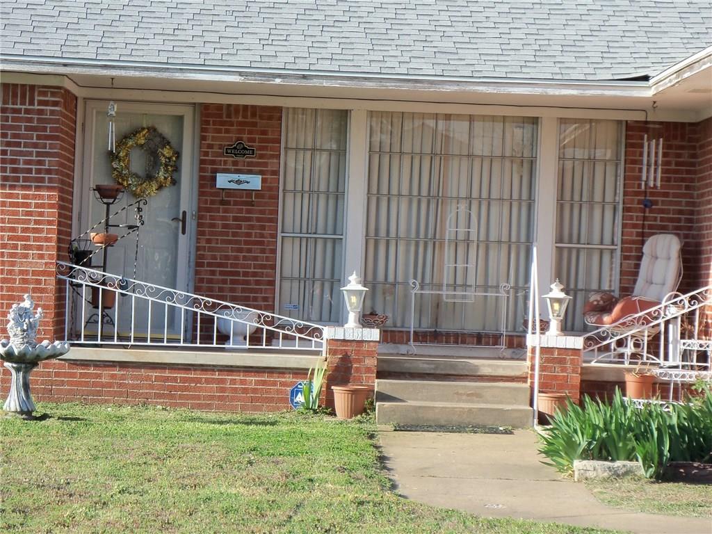 601 E Locust, Tecumseh, OK 74873 photo 3