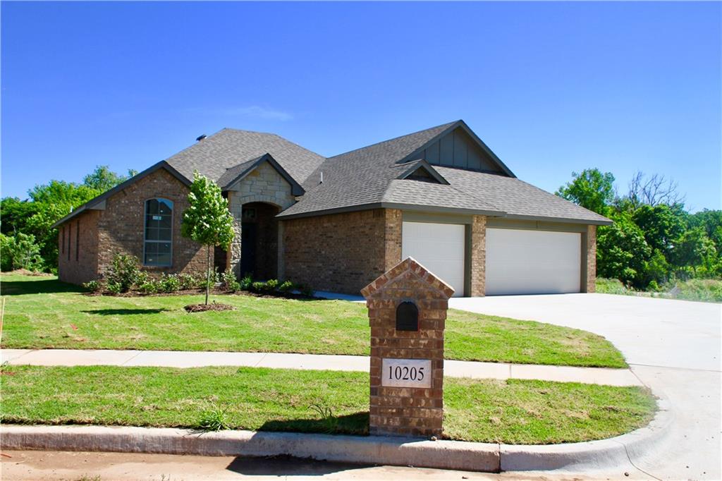 10205 SW 23rd St, Yukon, OK 73099 photo 2
