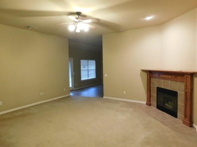 4405 Mackenzie Dr, Moore, OK 73160 photo 9