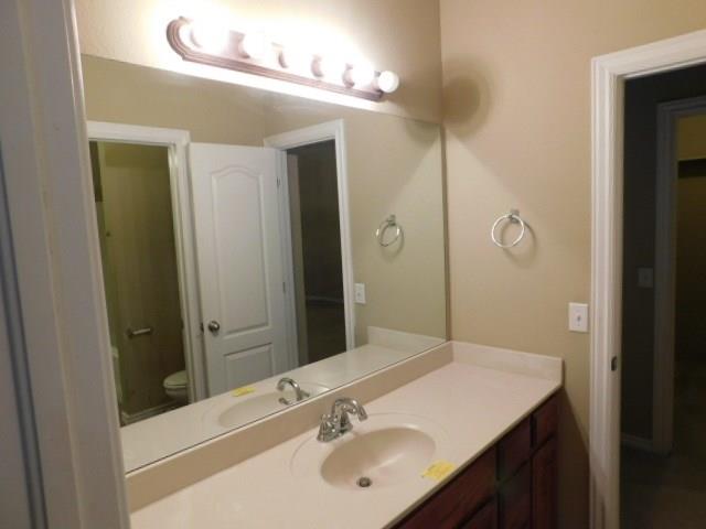 4405 Mackenzie Dr, Moore, OK 73160 photo 13