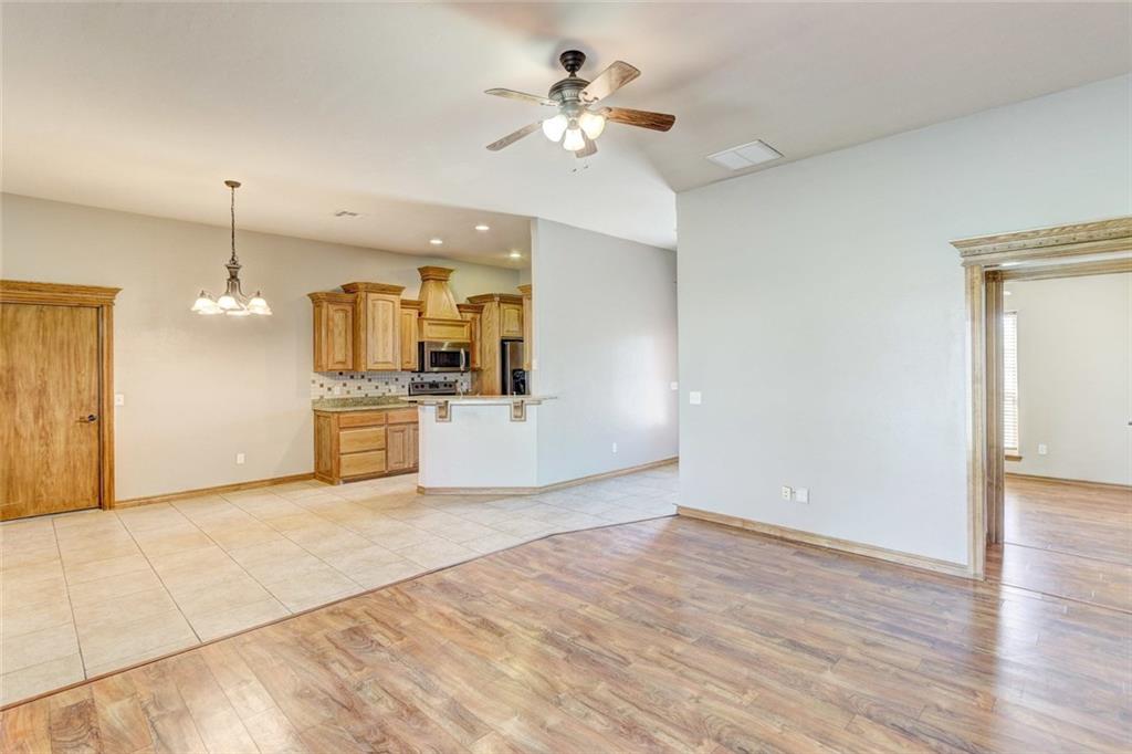 1944 County Road 1211, Tuttle, OK 73089 photo 4