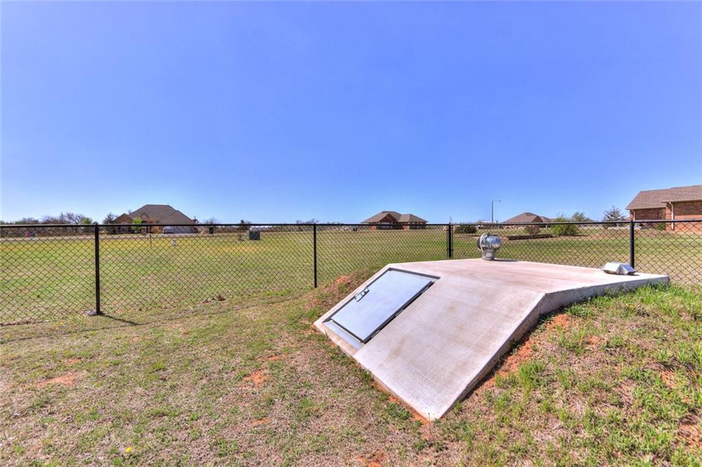 1944 County Road 1211, Tuttle, OK 73089 photo 16