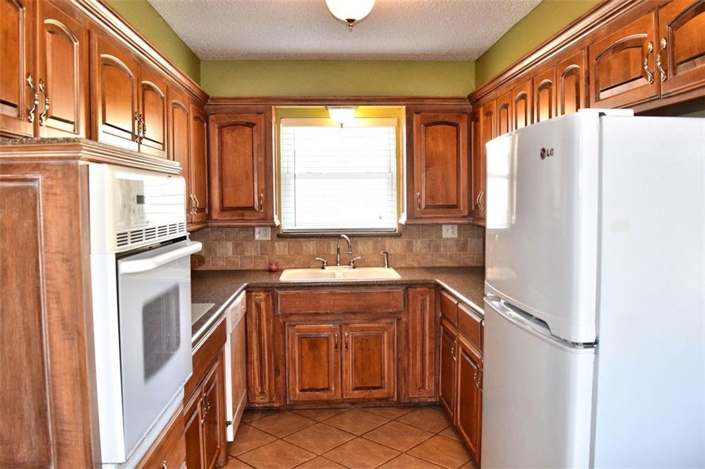 723 E 27th Pl, Edmond, OK 73013 photo 9