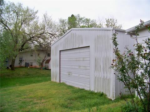 410 E Main, Tecumseh, OK 74873 photo 1