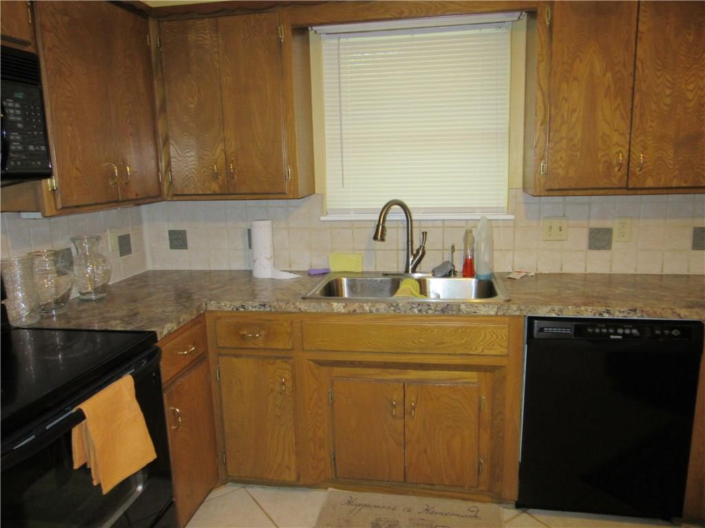 2720 N Robin St, Altus, OK 73521 photo 11