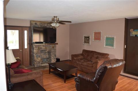 809 Kimberly Rd, Tecumseh, OK 74873 photo 3