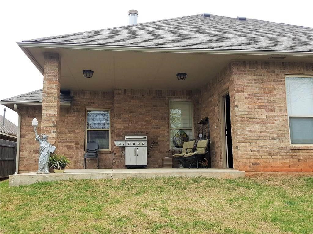 224 Evie Pl, Moore, OK 73160 photo 17