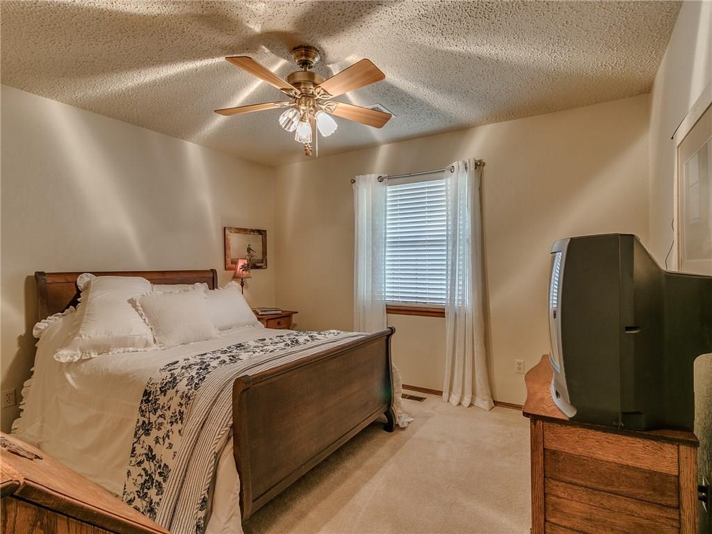 1020 NE 20th, Moore, OK 73160 photo 25