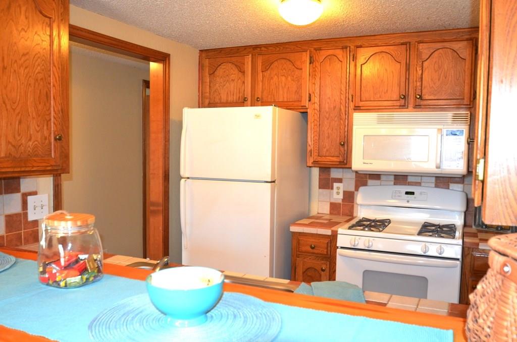 2106 Lonnie Ln, Moore, OK 73170 photo 8