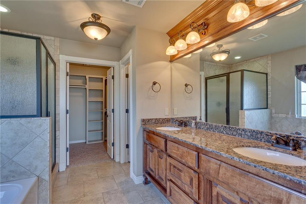 4523 Apple Estates Rd, Moore, OK 73160 photo 20