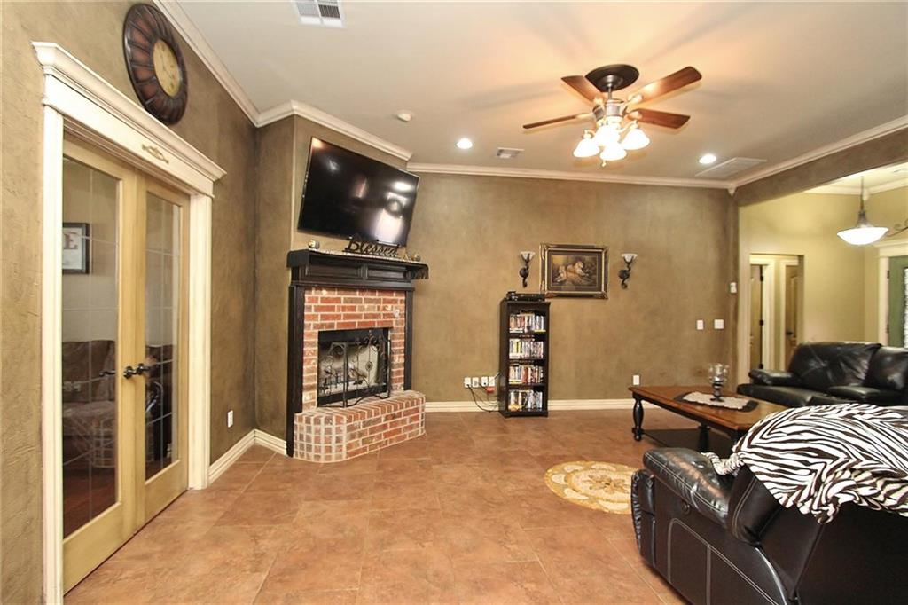 825 SE 5th Ct, Moore, OK 73160 photo 7
