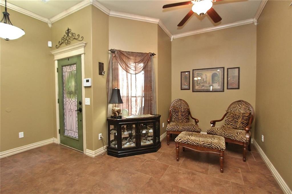 825 SE 5th Ct, Moore, OK 73160 photo 3
