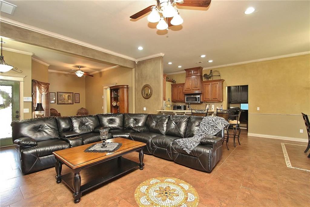 825 SE 5th Ct, Moore, OK 73160 photo 6