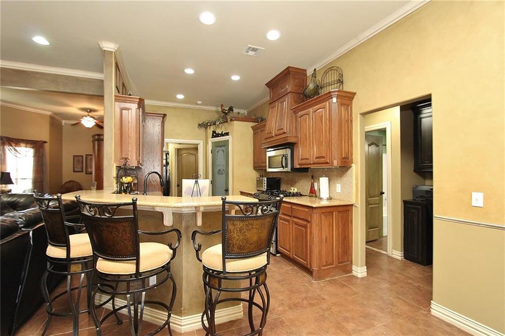 825 SE 5th Ct, Moore, OK 73160 photo 9