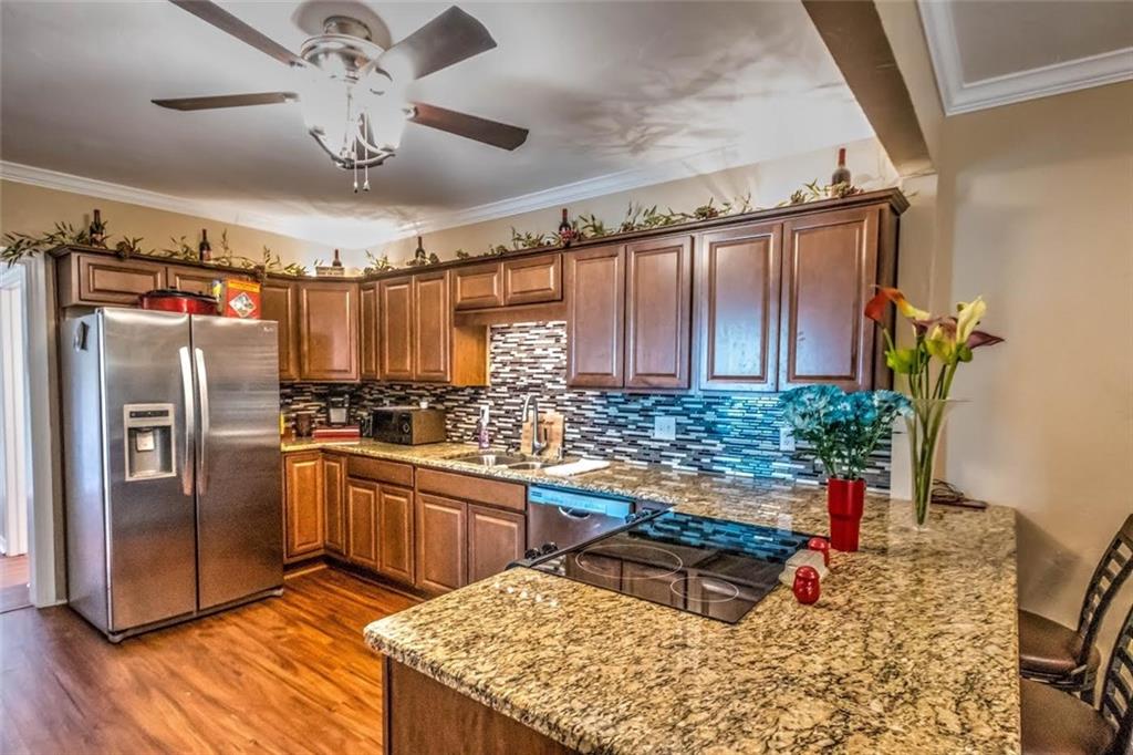 703 E 10th St, Chandler, OK 74834 photo 5