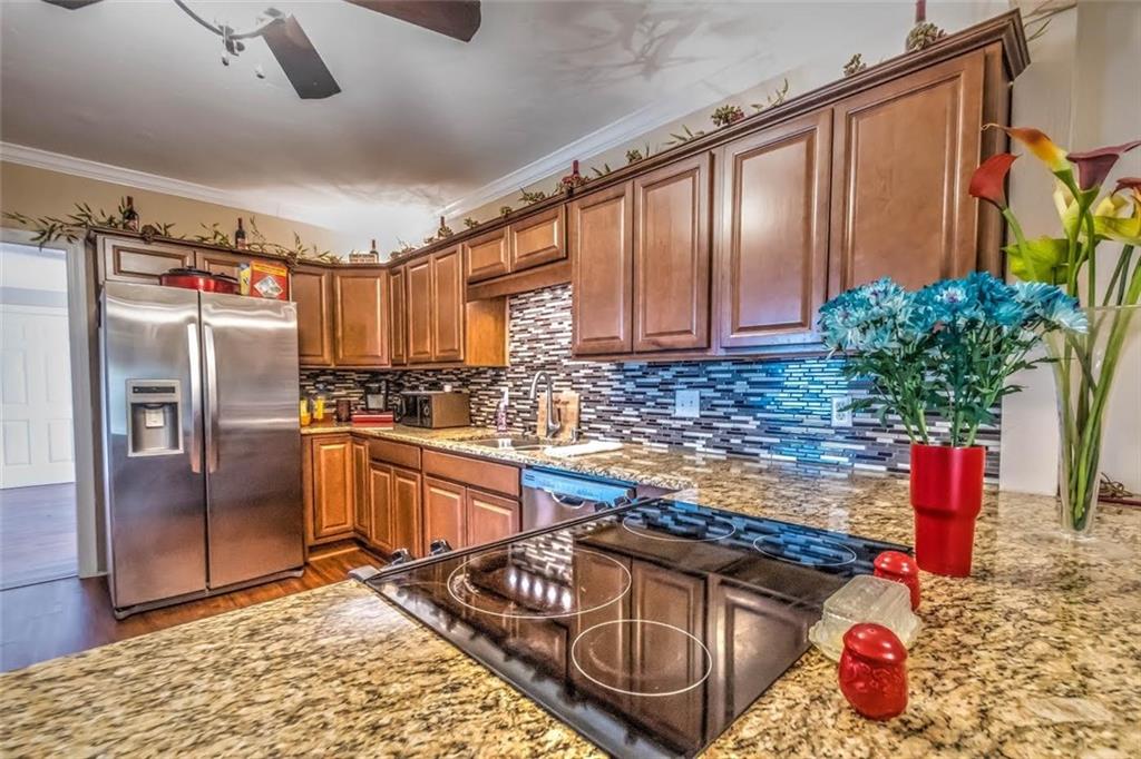 703 E 10th St, Chandler, OK 74834 photo 4
