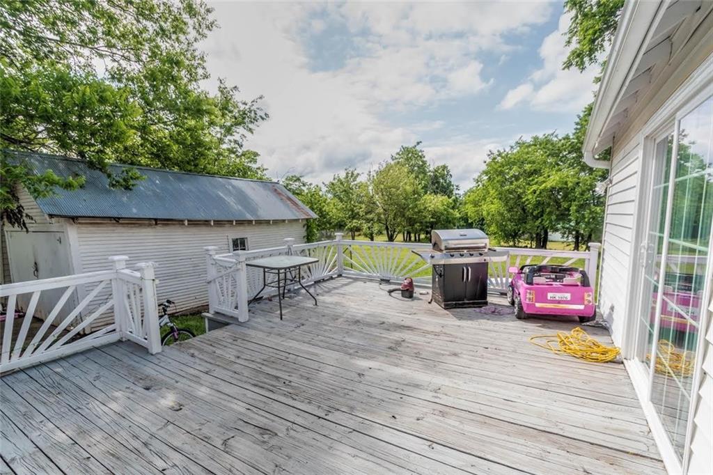 703 E 10th St, Chandler, OK 74834 photo 7