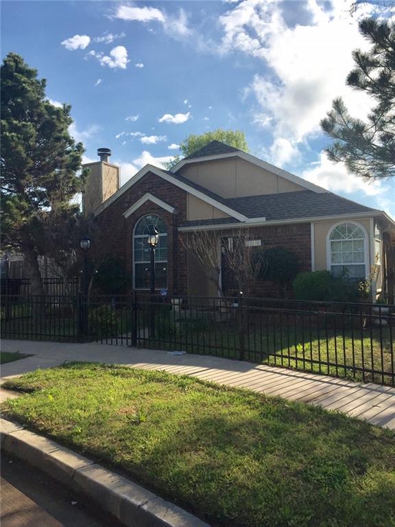 2140 Parkview Dr, Moore, OK 73170 photo 1